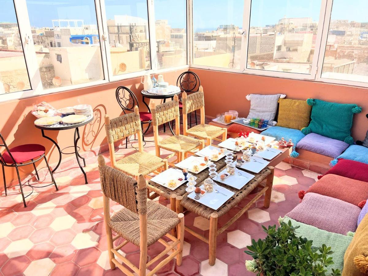 Riad Dar Latigeo เอสเซาอิรา ภายนอก รูปภาพ