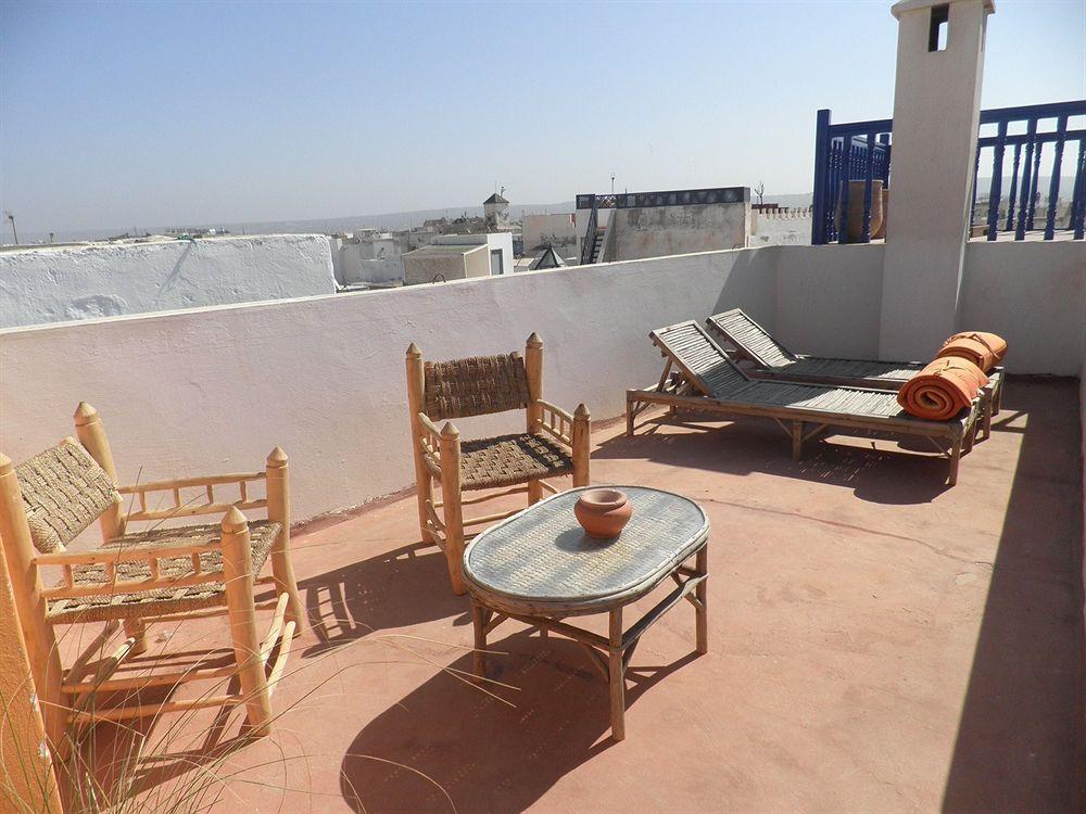 Riad Dar Latigeo เอสเซาอิรา ภายนอก รูปภาพ