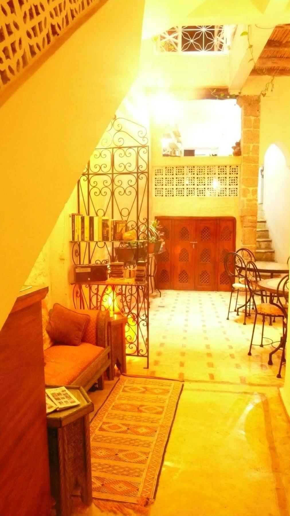 Riad Dar Latigeo เอสเซาอิรา ภายนอก รูปภาพ