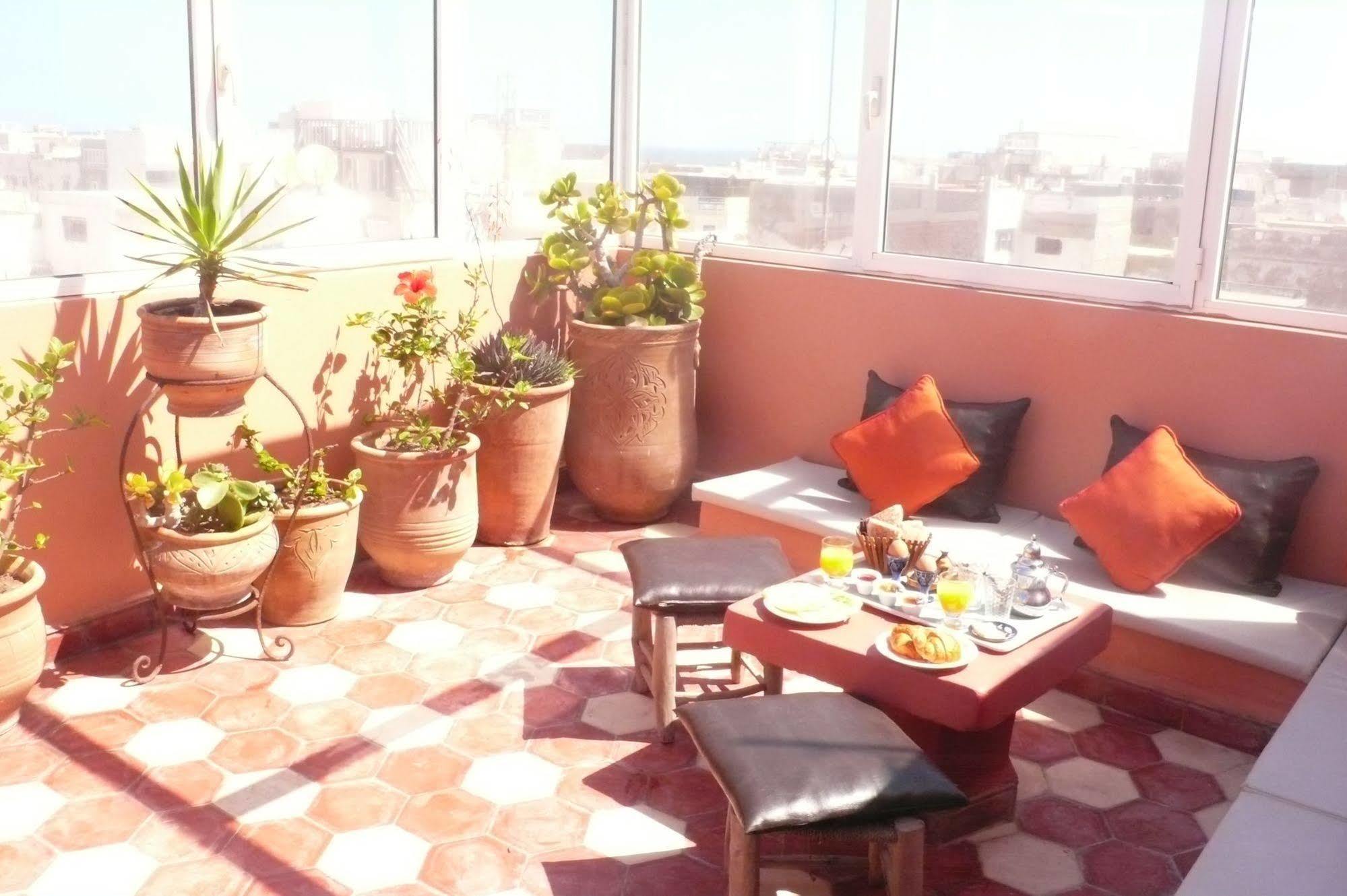 Riad Dar Latigeo เอสเซาอิรา ภายนอก รูปภาพ