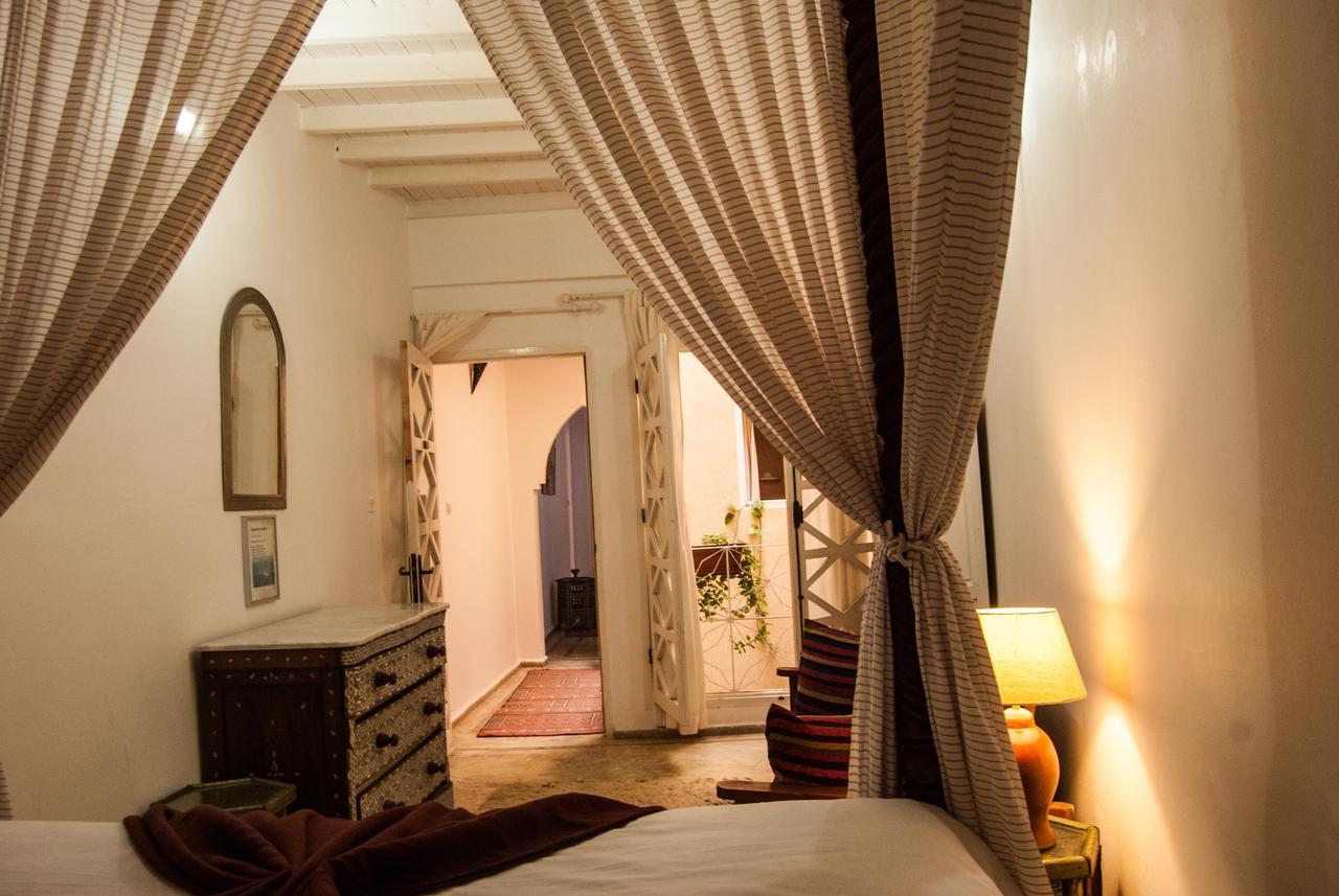 Riad Dar Latigeo เอสเซาอิรา ภายนอก รูปภาพ