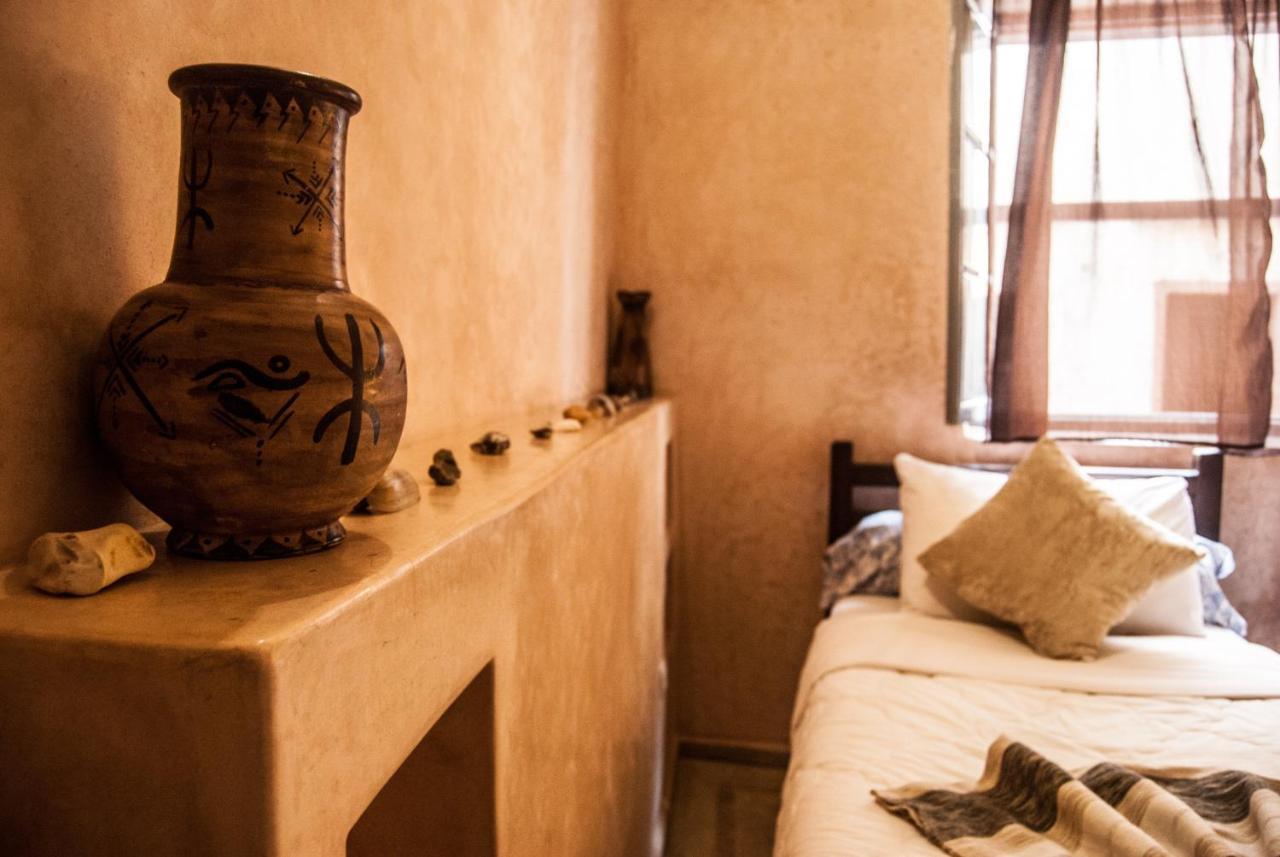 Riad Dar Latigeo เอสเซาอิรา ภายนอก รูปภาพ